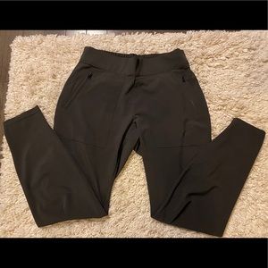 Athleta Chelsea Cargo Pants S  NWOT